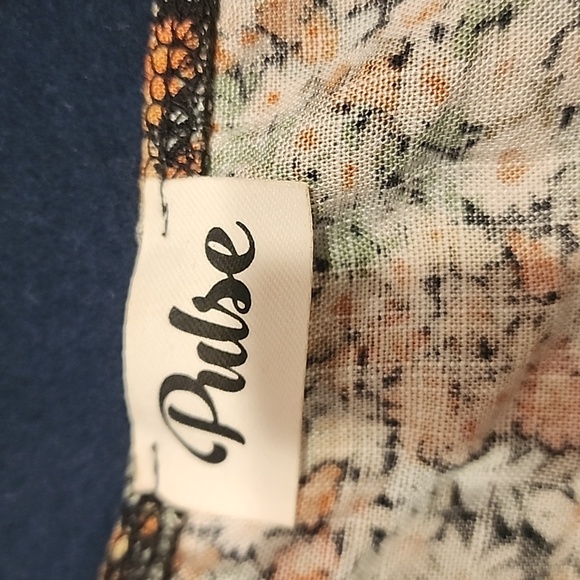 Pulse Green Floral Spagetti Strap Flowy Tank Top XL - Picture 5 of 7